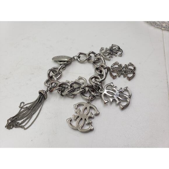 Vintage Guess Logo Big Charm Bracelet Silver Tone Rhinestone Tassel Chain Chunky - Picture 6 of 7